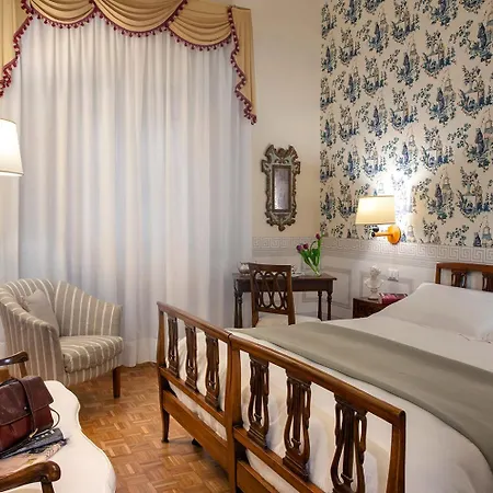 パレス ヴィアレッジョ