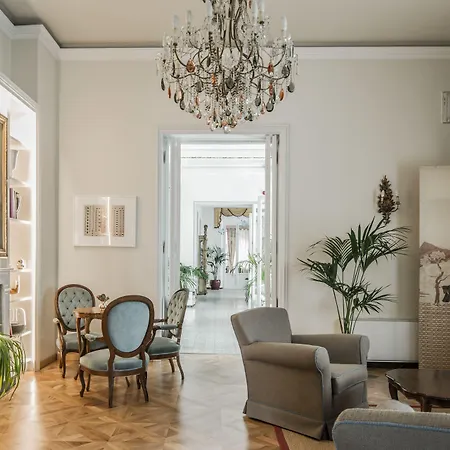 パレス ヴィアレッジョ