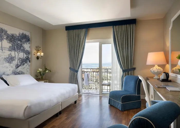 Palace Виареджо