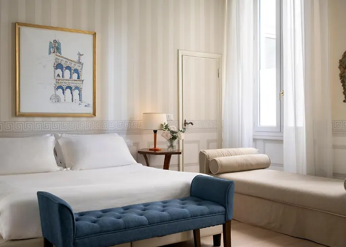 Palace 4* Виареджо