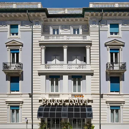Ξενοδοχείο Palace 4*