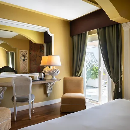 Hotell Palace 4*