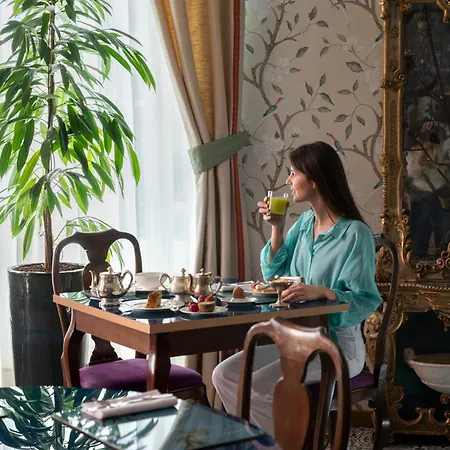 Ξενοδοχείο Palace 4*