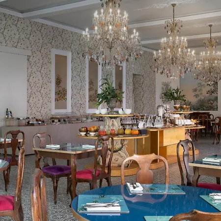 Palace 4* וירג'יו