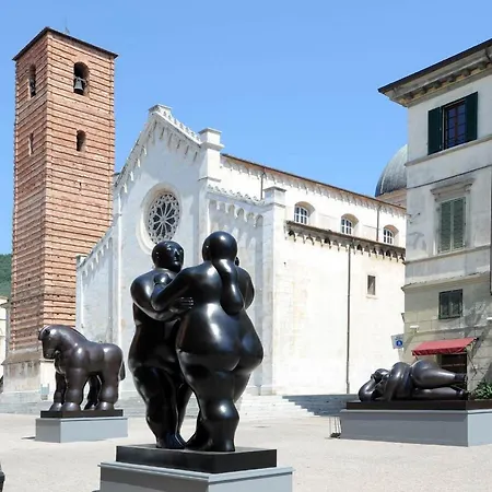 Palace Готель 4*