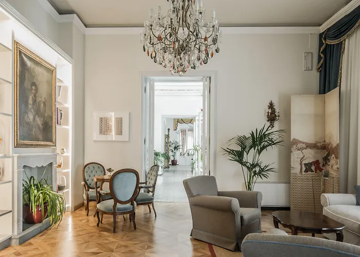 パレス ヴィアレッジョ